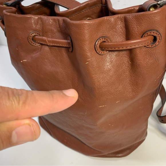FRYE Olivia Bucket Drawstring Crossbody Bag Purse Cognac Dark Brown Leather - Picture 14 of 16